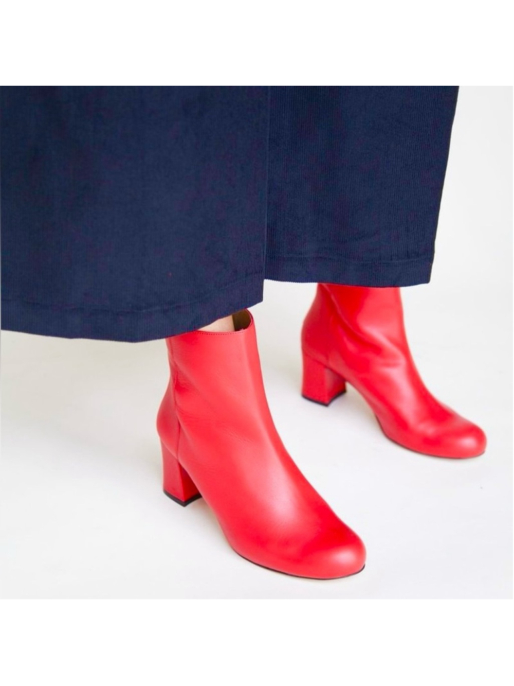 ** Red Kiss True Red Leather Heeled Ankle Boots Size 9